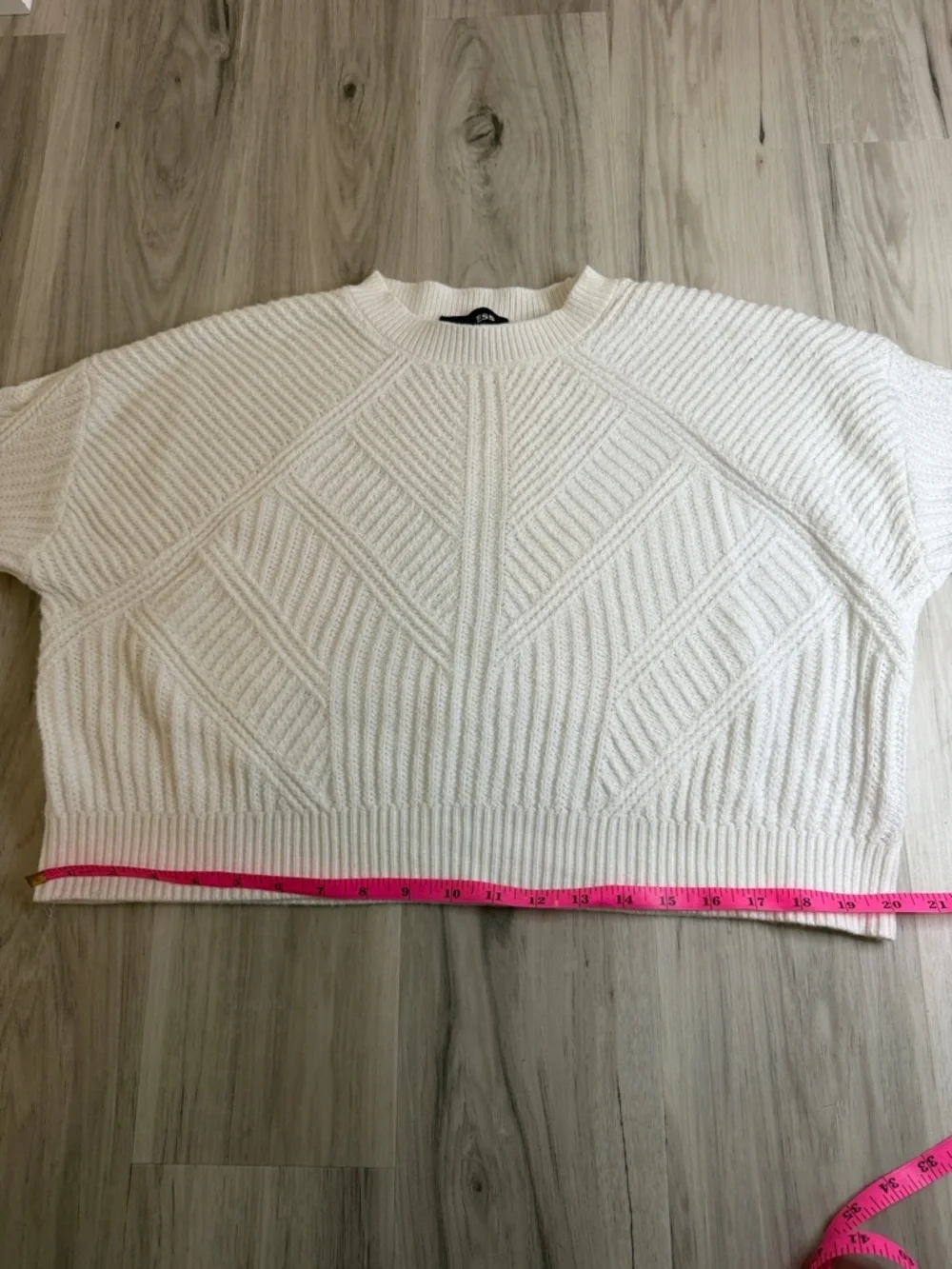 Express Classic White Textured Knit Sweater - Women's Crewneck size XS